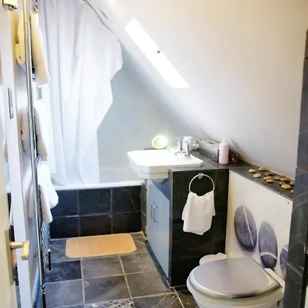 Fosse Farmhouse Holiday Cottages Chippenham  Exterior foto